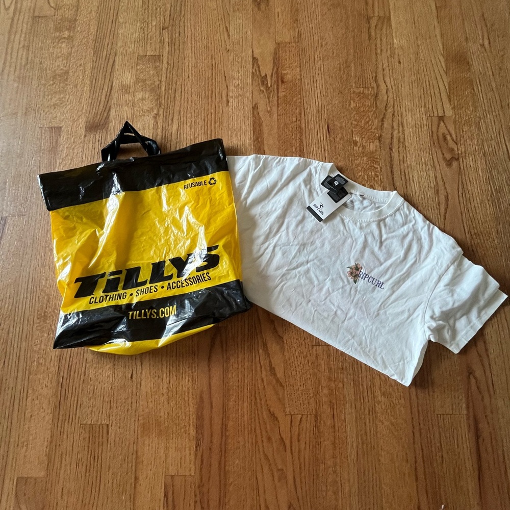 Tillys Ripcurl Oversized Tee
